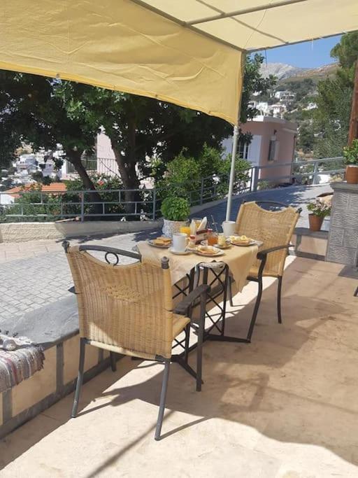 Panos Renos Studio, A Cozy Home By The Beach! Myrties Екстер'єр фото